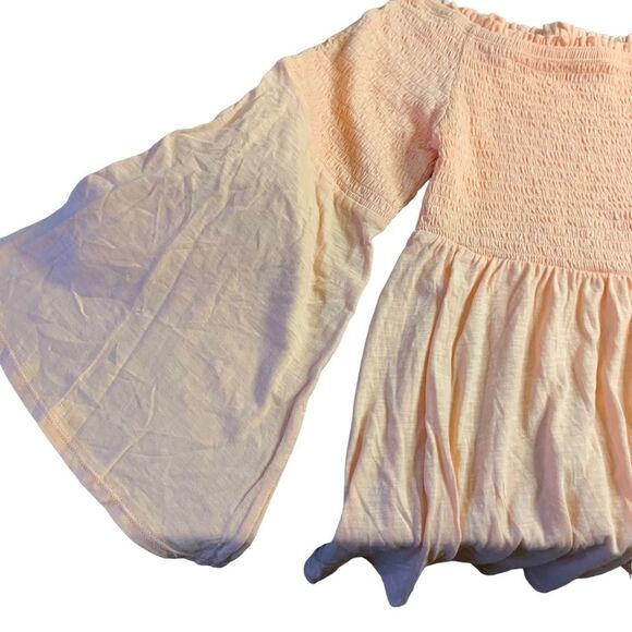 Torrid Peach Babydoll Top Smocked Off-Shoulder Bell Sleeve Size 2x 18/20 - Picture 4 of 9